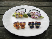 aya/刺繍のアクセサリー、バッグ